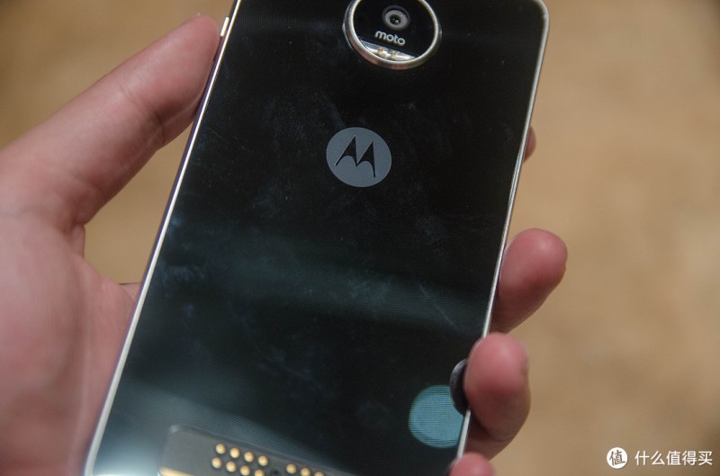 #原创新人# Hello Moto，你的信仰还剩多少——moto z play+摩影模块开箱+简评