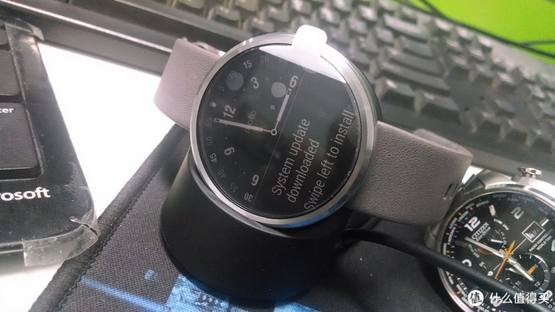 Moto 360 搭载 Duwear 智能手表系统体验